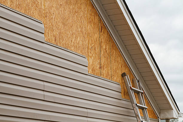 24/7 Emergency Storm Damage Siding Repair experts in Urbana, OH